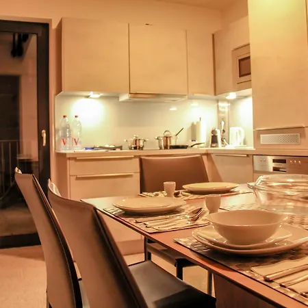 Hotel apartamentowy Bluestone Boarding