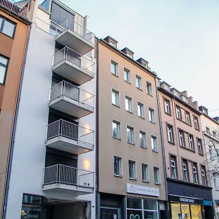 Bluestone Boarding Apartmanhotel