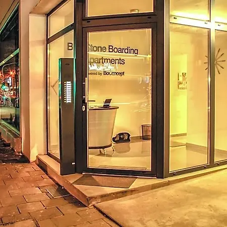Bluestone Boarding アパートホテル デュッセルドルフ