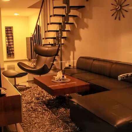 Apartmanhotel Bluestone Boarding 4*