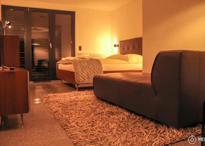 Bluestone Boarding 4* Düsseldorf