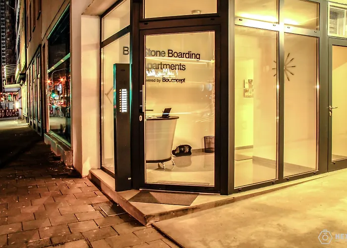 Bluestone Boarding Lejlighedshotel 4*