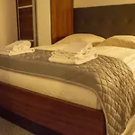 بلوستون بوردينغ شقة فندقية 4*